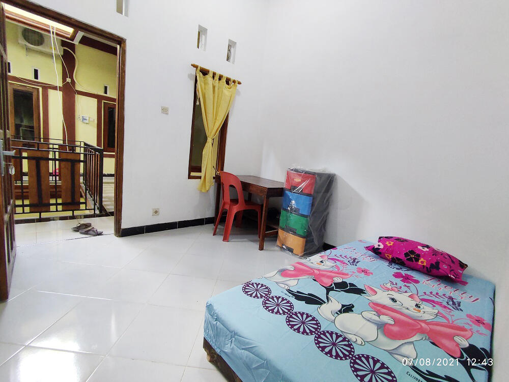 Kost Putra Dekat UII Yogyakarta, RS Gramedika 10 Yogyakarta, Sleman City Hall