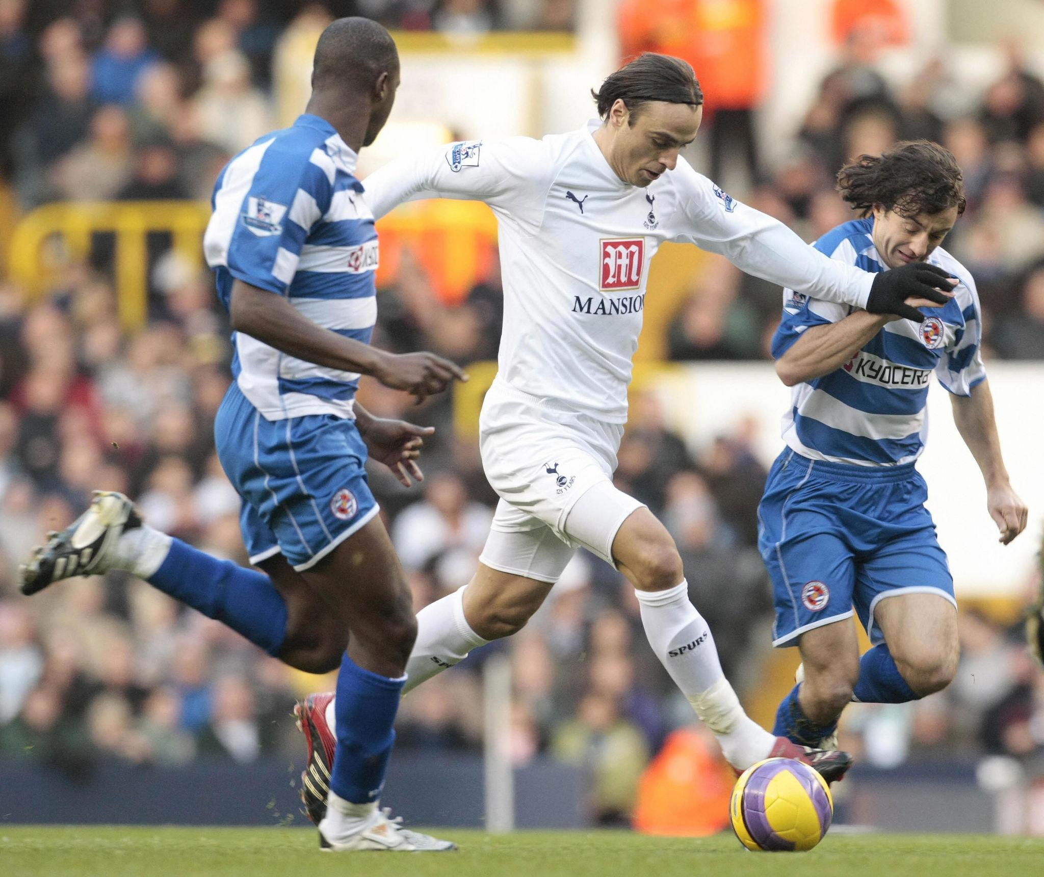 Dimitar Berbatov: Striker Elegan dengan Sentuhan Kelas Dunia