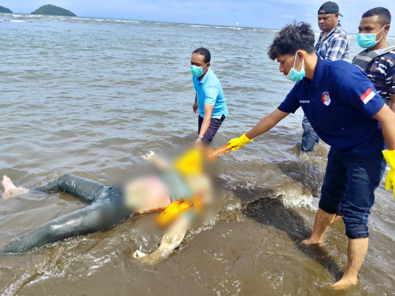 Penemuan Mayat Pria Misterius di Perairan Waipun Gegerkan Warga Raja Ampat