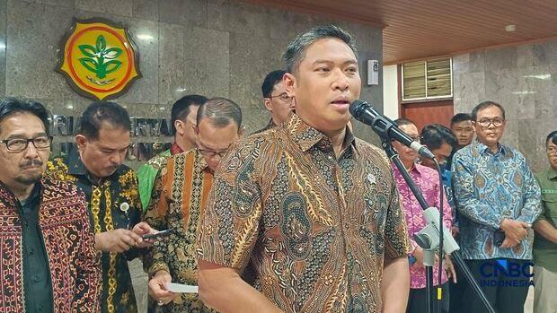 Harga TBS Ambruk, Wamentan Warning Lagi Pabrik dan Eksportir Sawit Ini