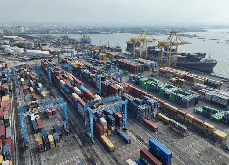 Pertumbuhan Arus Peti Kemas Internasional Tembus 11%, Sinyal Positif bagi Indonesia