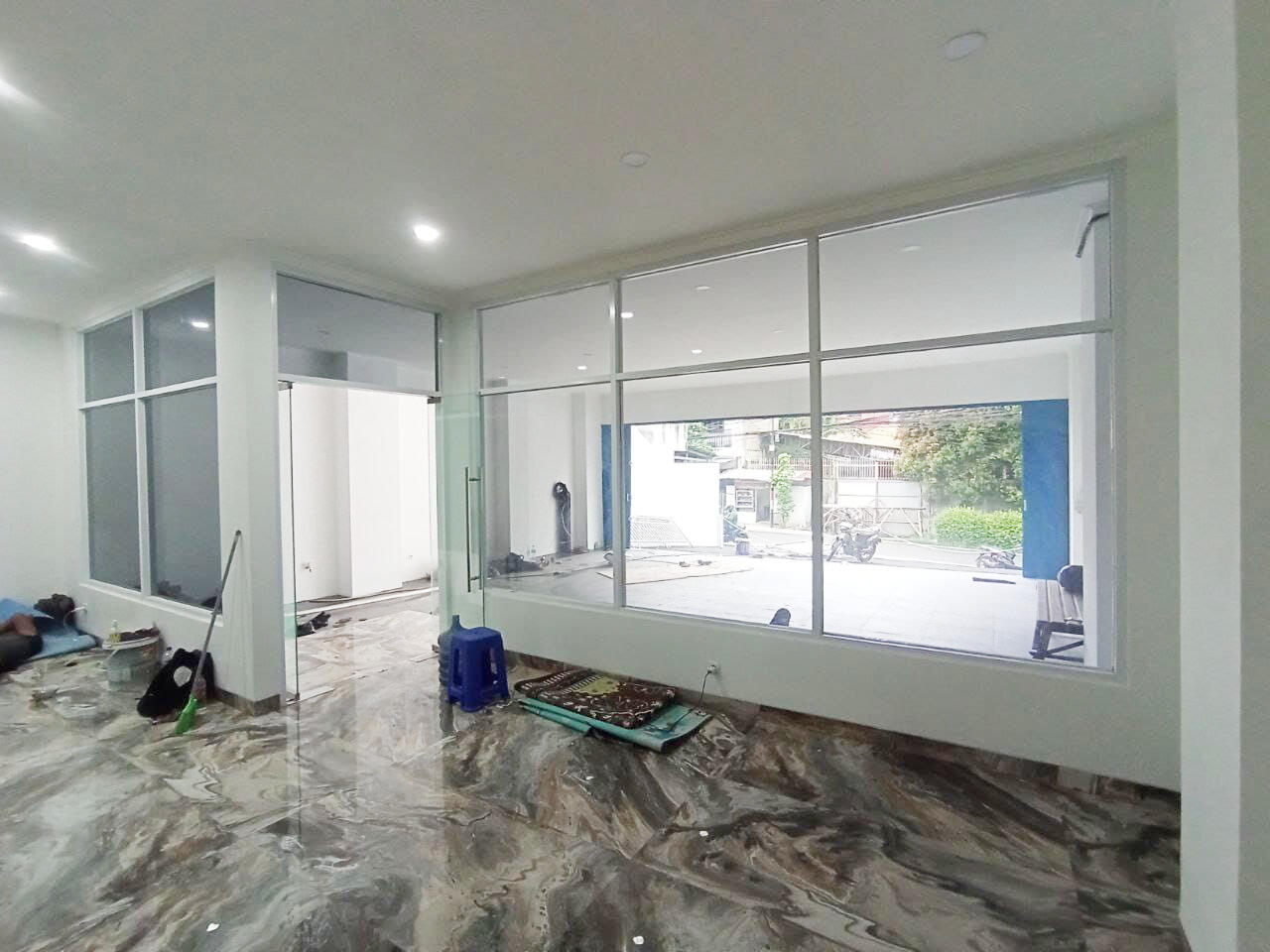 Dijual Gedung Komersial Baru Siap Pakai di Cipinang Cempedak Jatinegara