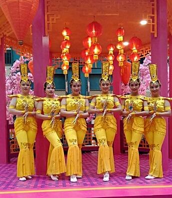 Tari 1000 Tangan Cheer Production