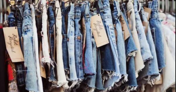 Nostalgia Yuk Dengan Model Celana Jeans Dari Masa ke Masa 