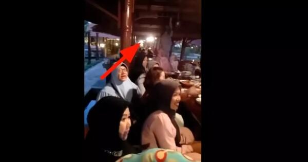 Kumpulan Koleksi Hantu Pocong Beli Bakso Gratis Terbaru