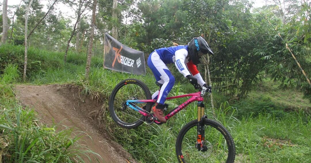 Persaingan Makin Panas! Hasil Putaran Kedua 76 Indonesian Downhill 2025