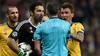 Juventus Gagal ke Semifinal, Ronaldo Berikan Pelukan dan Ciuman pada Buffon usai Laga