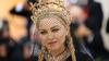 Madonna Pakai Mahkota Karya Rinaldy A. Yunardi di Met Gala 2018