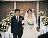 7 Bahan Gaun Pengantin Terbaik, Bikin Terlihat Beda di Hari Bahagia!
