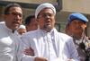 Layaknya Anak Kandung, 7 Artis Ini Dekat Sekali dengan Anak Tirinya