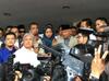 Keterangan Amien Rais dan Ratna Sarumpaet Diadu