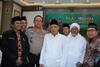 Massa Bela Tauhid Berjubel di Patung Kuda