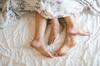 10 Pose Tidur Pasutri Ini Ternyata Cerminkan Kondisi Hubunganmu Lho!