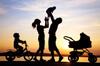 Jangan Salah Langkah, Pertimbangkan 5 Hal Ini Sebelum Mengadopsi Anak
