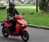 Jokowi Jajal Motor Listrik Gesits, Ini Harganya!