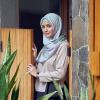 Tips Mix and Match Outfit Chic ala Influencer Hijab, Amelia Elle