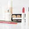 5 Makeup Essentials yang Wajib Dibawa Saat Sedang Bepergian