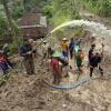 Hujan Deras, Rumah di Pasar Rebo Terkena Longsor