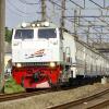 6 Tips Naik Kereta Api Kelas Ekonomi Premium dengan Nyaman