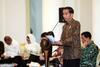Ayah Zumi Zola Meninggal Dunia