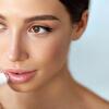 Sebelum Terjebak Tren, Baca Dulu 5 Fakta Filler Bibir Berikut!