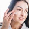 5 DIY Face Mist Alami Ini Bikin Wajahmu Segar Lagi