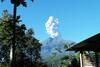 Hari Pencoblosan, Gunung Merapi Semburkan Awan Panas