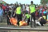 Hadang Kereta Api, Pria 50 Tahun Tewas Terseret Sejauh 100 Meter di Bekasi