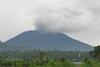 Gunung Merapi Muntahkan Awan Panas Berulang Kali