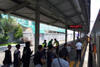 Perempuan Hamil Melahirkan di Commuter Line, Langsung Dibawa ke RSUI