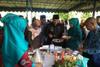 Massa Bakar Rumah Terduga Pelaku Penikaman Mahasiswa di Manokwari