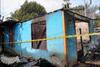 Massa Bakar Rumah Terduga Pelaku Penikaman Mahasiswa di Manokwari
