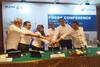 Harga Minyak Jatuh Setelah Trump Desak OPEC Tingkatkan Produksi