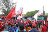 Ribuan Buruh Bekasi Rayakan May Day dengan Berdangdut