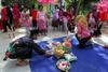 Jelang Ramadhan, TPU Selapajang Ramai Dikunjugi Peziarah