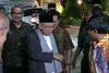 Ikut Salatkan di Mekkah, Yusril Kenang Semasa Hidup Mbah Moen