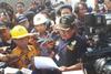 Lakukan Perlawanan, Nasabah Bank Tangkap 2 Perampok