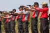 Ratusan Personel Polres Demak Latihan Menembak di Kodim 0716