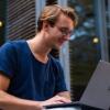 7 Cara Hacker Mencuri Identitas Lewat Media Sosial, Lebih Waspada ya!