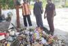 Jalan Penghubung Dua Kabupaten di Lampung Longsor, Lalu Lintas Lumpuh Total