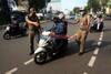 Satpol PP Jakarta Timur Cari Pelanggar Prokes dan Warga yang Belum Vaksin