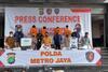 Bunuh Pengamen dengan 32 Tusukan, Polisi Buru Tompel