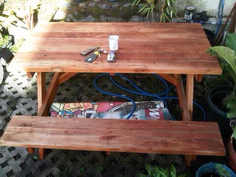 MEJA KAYU UNTUK CAFE DAN HALAMAN RUMAH BANDUNG