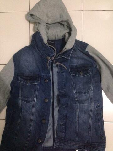Terjual bershka denim jacket size L 