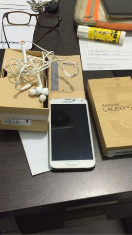 Samsung Galaxy S5 White FullSet Garansi SEIN muluus bgt