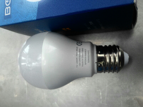 Terjual BOHLAM LED MERK BOLT 5WATT 