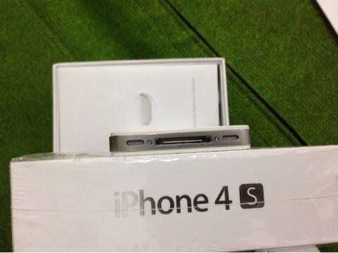 iphone 4s 16gb FULLSET ex garansi RESMI MTS BANDUNG