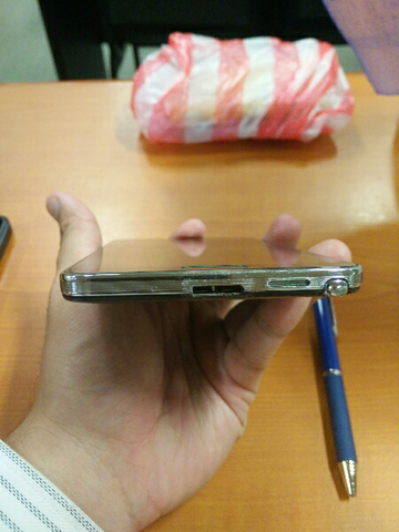 Jual Samsung Galaxy Note 3 N900 masih mulussssss