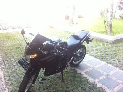 JUAL CBR 250 YOGYAKARTA bukan r25 mono ninja