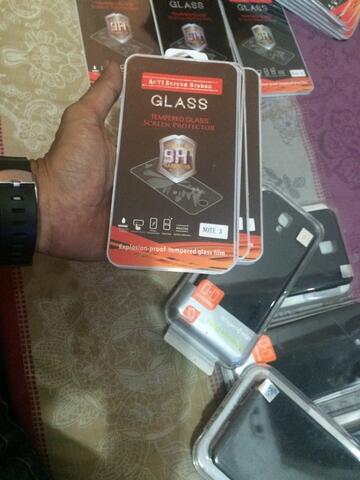 Tempered Glass 9H dan Spigen Neo Hybrid MURAH / Malang